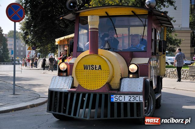 Zdjęcie w galerii na portalu naszraciborz.pl: Pożegnanie Lata - festyn na pl. Długosza  wiadomości z regionu