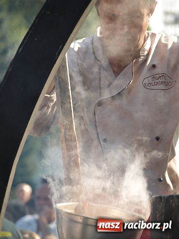 Zdjęcie w galerii na portalu naszraciborz.pl: Pożegnanie Lata - festyn na pl. Długosza  wiadomości z regionu