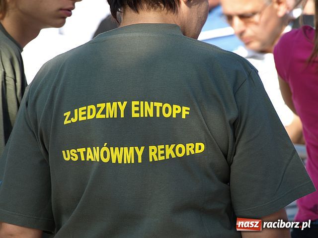 Zdjęcie w galerii na portalu naszraciborz.pl: Pożegnanie Lata - festyn na pl. Długosza  wiadomości z regionu