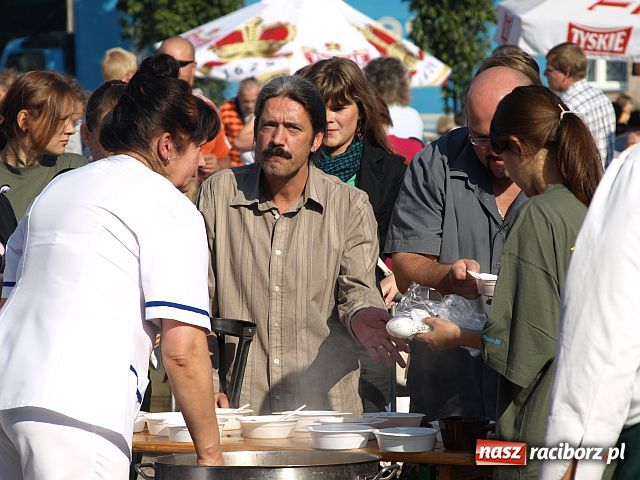 Zdjęcie w galerii na portalu naszraciborz.pl: Pożegnanie Lata - festyn na pl. Długosza  wiadomości z regionu