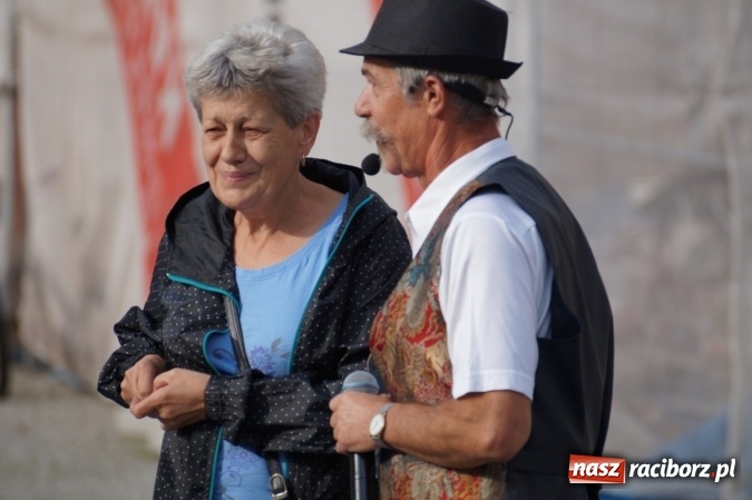 Zdjęcie w galerii na portalu naszraciborz.pl: Nazwa zobowiązuje! Czym Nędza bogata! po raz drugi na zamku wiadomości z regionu