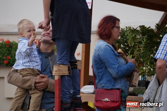 Zdjęcie w galerii na portalu naszraciborz.pl: Nazwa zobowiązuje! Czym Nędza bogata! po raz drugi na zamku wiadomości z regionu