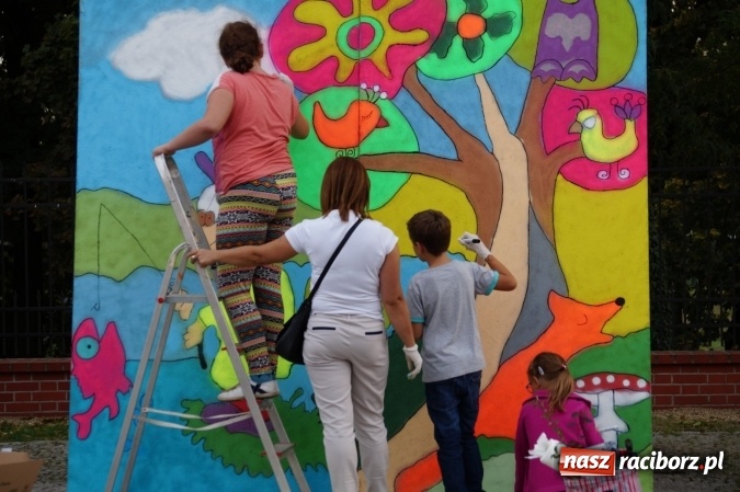Zdjęcie w galerii na portalu naszraciborz.pl: Nazwa zobowiązuje! Czym Nędza bogata! po raz drugi na zamku wiadomości z regionu