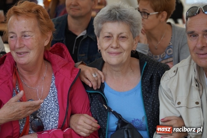Zdjęcie w galerii na portalu naszraciborz.pl: Nazwa zobowiązuje! Czym Nędza bogata! po raz drugi na zamku wiadomości z regionu