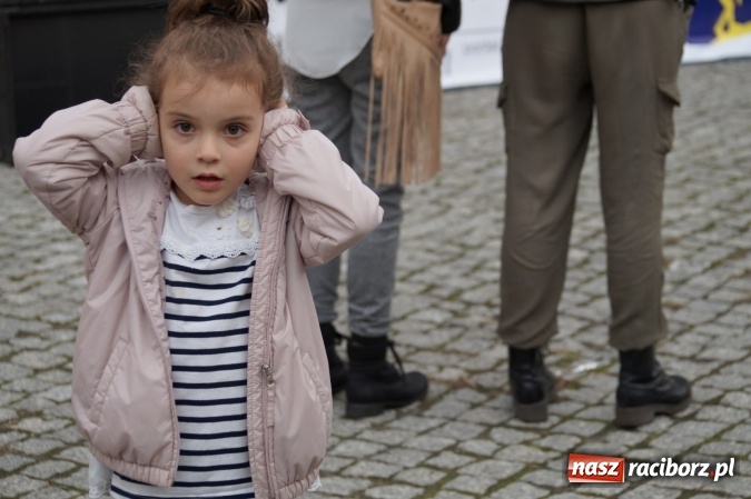 Zdjęcie w galerii na portalu naszraciborz.pl: Nazwa zobowiązuje! Czym Nędza bogata! po raz drugi na zamku wiadomości z regionu