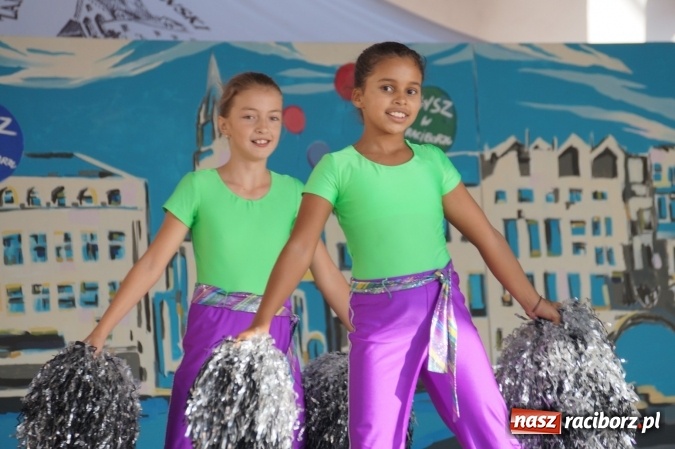 Zdjęcie w galerii na portalu naszraciborz.pl: Nazwa zobowiązuje! Czym Nędza bogata! po raz drugi na zamku wiadomości z regionu