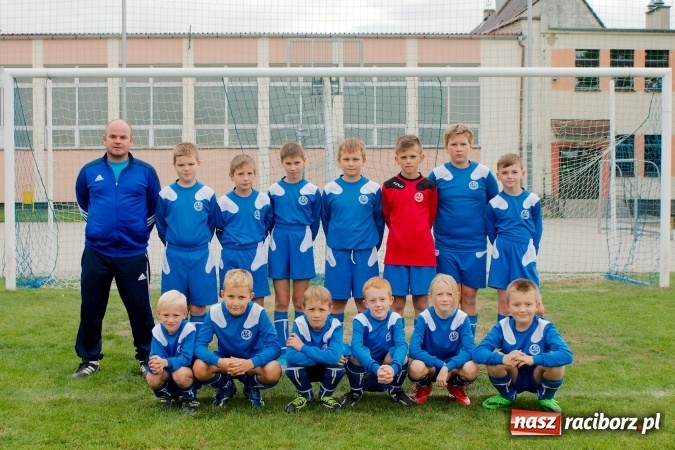 Zdjęcie w galerii na portalu naszraciborz.pl: Orliki: Spóźniona Stal lepsza od Markowic. Cztery gole Romana Podolca wiadomości z regionu