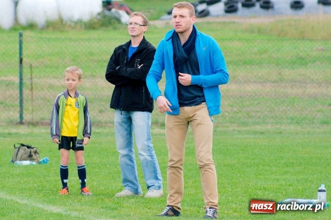 Zdjęcie w galerii na portalu naszraciborz.pl: Orliki: Spóźniona Stal lepsza od Markowic. Cztery gole Romana Podolca wiadomości z regionu