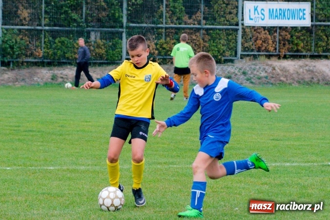 Zdjęcie w galerii na portalu naszraciborz.pl: Orliki: Spóźniona Stal lepsza od Markowic. Cztery gole Romana Podolca wiadomości z regionu