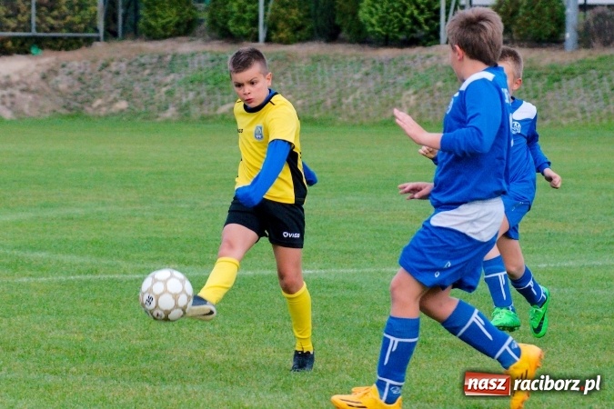 Zdjęcie w galerii na portalu naszraciborz.pl: Orliki: Spóźniona Stal lepsza od Markowic. Cztery gole Romana Podolca wiadomości z regionu