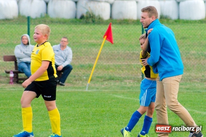 Zdjęcie w galerii na portalu naszraciborz.pl: Orliki: Spóźniona Stal lepsza od Markowic. Cztery gole Romana Podolca wiadomości z regionu