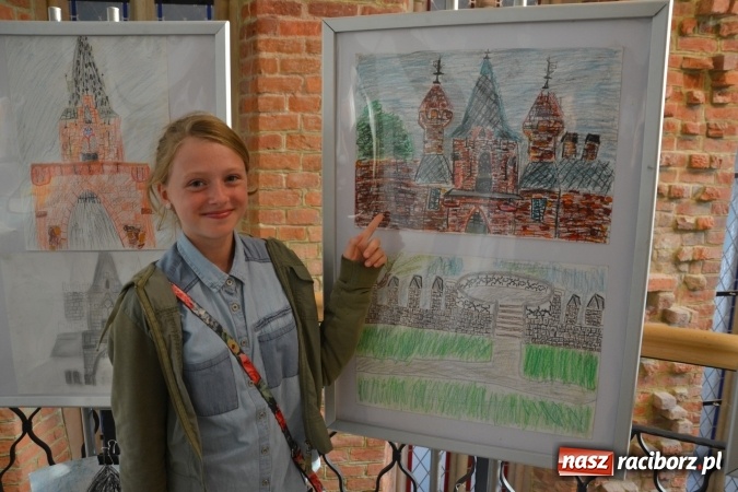 Zdjęcie w galerii na portalu naszraciborz.pl: Zamek inspiracją artystyczną - spotkanie otwierające wystawę prac na Zamku Piastowskim wiadomości z regionu