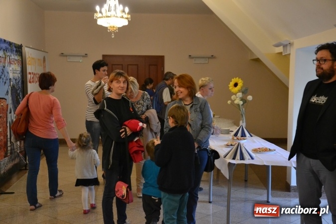 Zdjęcie w galerii na portalu naszraciborz.pl: Zamek inspiracją artystyczną - spotkanie otwierające wystawę prac na Zamku Piastowskim wiadomości z regionu