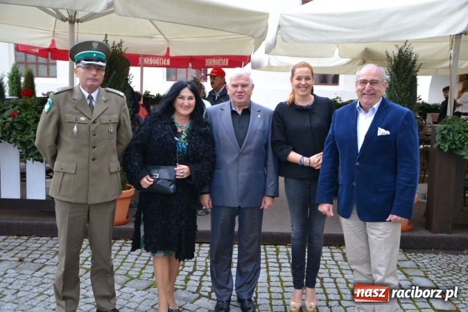 Zdjęcie w galerii na portalu naszraciborz.pl: Trzy zamki - zawody modeli latających F1E wiadomości z regionu