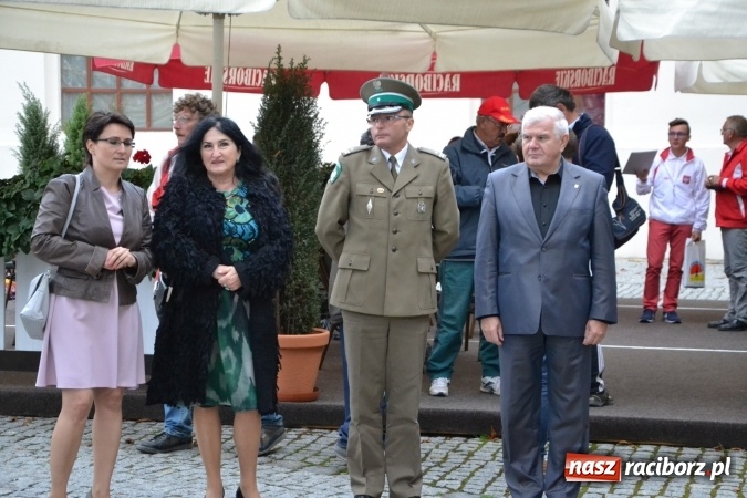 Zdjęcie w galerii na portalu naszraciborz.pl: Trzy zamki - zawody modeli latających F1E wiadomości z regionu