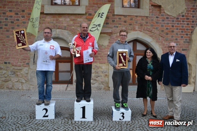 Zdjęcie w galerii na portalu naszraciborz.pl: Trzy zamki - zawody modeli latających F1E wiadomości z regionu