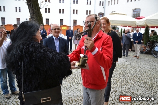 Zdjęcie w galerii na portalu naszraciborz.pl: Trzy zamki - zawody modeli latających F1E wiadomości z regionu