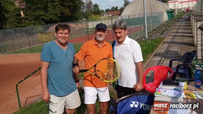 Zdjęcie w galerii na portalu naszraciborz.pl: Ponad sześćdziesięciu zawodników wzięło udział w turnieju tenisowym  wiadomości z regionu