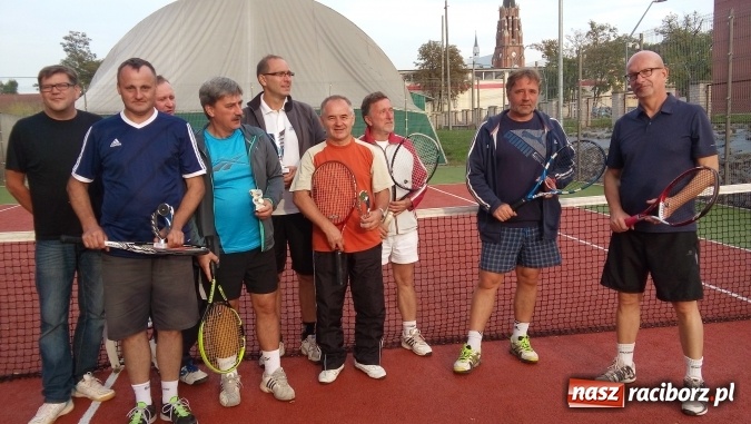 Zdjęcie w galerii na portalu naszraciborz.pl: Ponad sześćdziesięciu zawodników wzięło udział w turnieju tenisowym  wiadomości z regionu