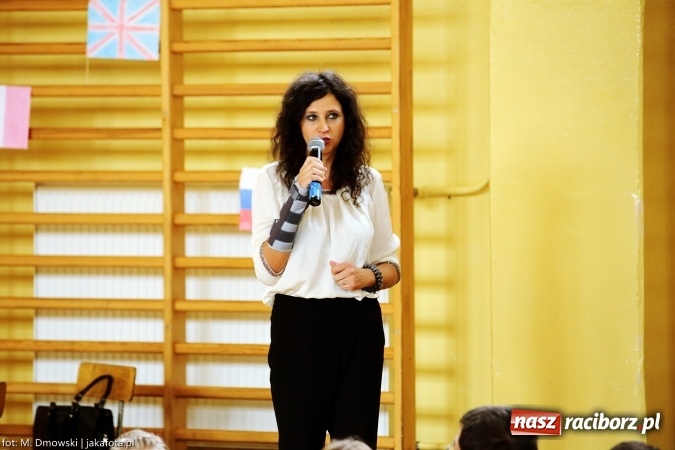 Zdjęcie w galerii na portalu naszraciborz.pl: II LO obchodziło dziś Europejski Dzień Języków Obcych wiadomości z regionu