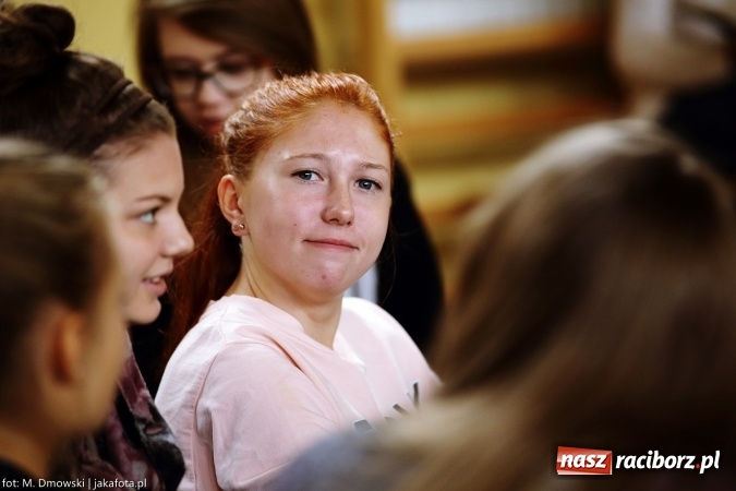 Zdjęcie w galerii na portalu naszraciborz.pl: II LO obchodziło dziś Europejski Dzień Języków Obcych wiadomości z regionu