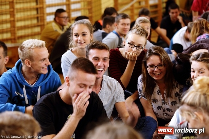 Zdjęcie w galerii na portalu naszraciborz.pl: II LO obchodziło dziś Europejski Dzień Języków Obcych wiadomości z regionu