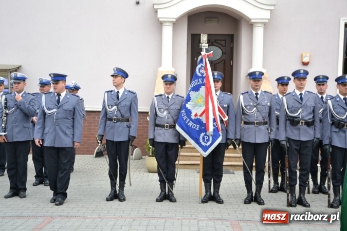 Zdjęcie w galerii na portalu naszraciborz.pl: Policjanci oficjalnie wrócili do pracy w Komisariacie Krzyżanowice - zobacz jak wygląda po gruntownej modernizacji wiadomości z regionu