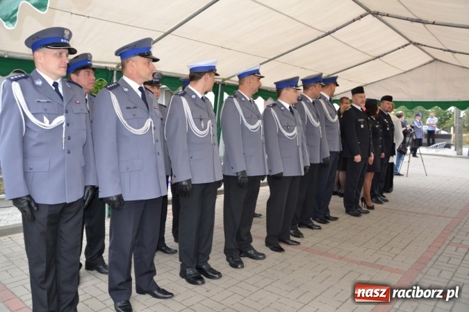 Zdjęcie w galerii na portalu naszraciborz.pl: Policjanci oficjalnie wrócili do pracy w Komisariacie Krzyżanowice - zobacz jak wygląda po gruntownej modernizacji wiadomości z regionu