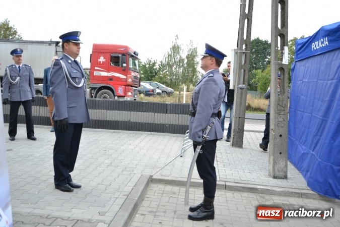 Zdjęcie w galerii na portalu naszraciborz.pl: Policjanci oficjalnie wrócili do pracy w Komisariacie Krzyżanowice - zobacz jak wygląda po gruntownej modernizacji wiadomości z regionu