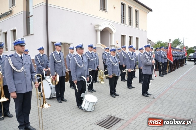 Zdjęcie w galerii na portalu naszraciborz.pl: Policjanci oficjalnie wrócili do pracy w Komisariacie Krzyżanowice - zobacz jak wygląda po gruntownej modernizacji wiadomości z regionu