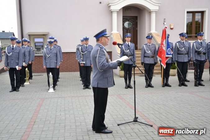 Zdjęcie w galerii na portalu naszraciborz.pl: Policjanci oficjalnie wrócili do pracy w Komisariacie Krzyżanowice - zobacz jak wygląda po gruntownej modernizacji wiadomości z regionu