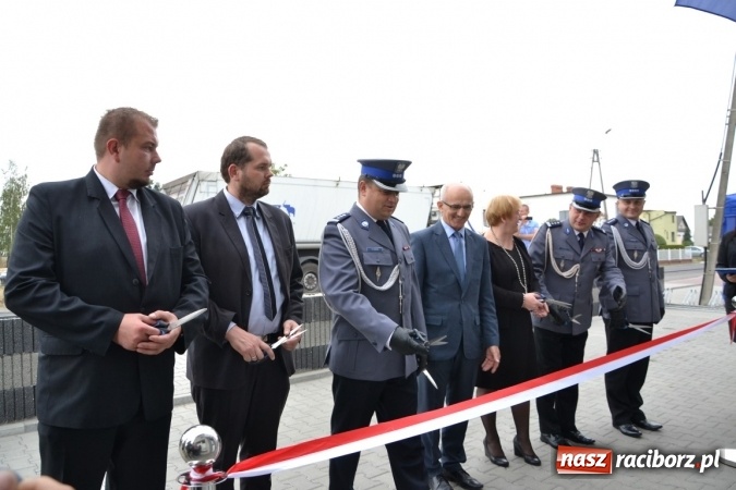 Zdjęcie w galerii na portalu naszraciborz.pl: Policjanci oficjalnie wrócili do pracy w Komisariacie Krzyżanowice - zobacz jak wygląda po gruntownej modernizacji wiadomości z regionu