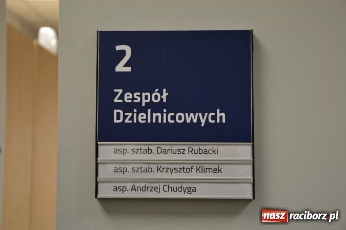 Zdjęcie w galerii na portalu naszraciborz.pl: Policjanci oficjalnie wrócili do pracy w Komisariacie Krzyżanowice - zobacz jak wygląda po gruntownej modernizacji wiadomości z regionu