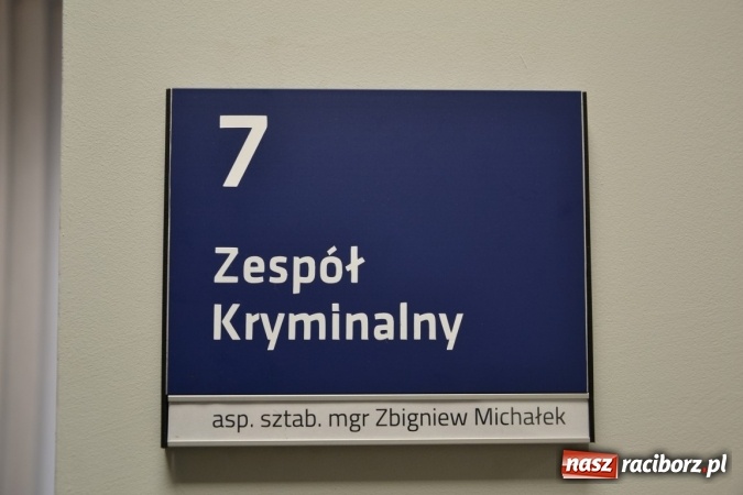 Zdjęcie w galerii na portalu naszraciborz.pl: Policjanci oficjalnie wrócili do pracy w Komisariacie Krzyżanowice - zobacz jak wygląda po gruntownej modernizacji wiadomości z regionu