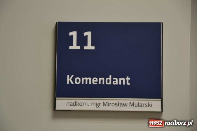 Zdjęcie w galerii na portalu naszraciborz.pl: Policjanci oficjalnie wrócili do pracy w Komisariacie Krzyżanowice - zobacz jak wygląda po gruntownej modernizacji wiadomości z regionu