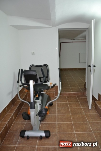 Zdjęcie w galerii na portalu naszraciborz.pl: Policjanci oficjalnie wrócili do pracy w Komisariacie Krzyżanowice - zobacz jak wygląda po gruntownej modernizacji wiadomości z regionu