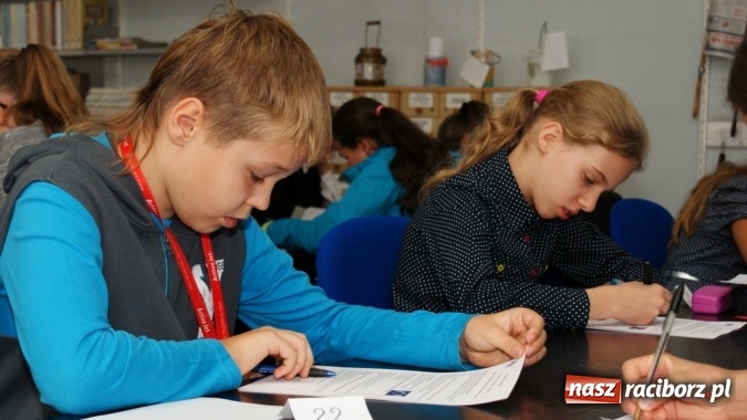 Zdjęcie w galerii na portalu naszraciborz.pl: Konkurs Wiedzy o Ruchu Drogowym  wiadomości z regionu