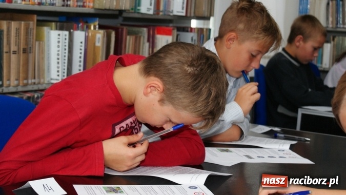 Zdjęcie w galerii na portalu naszraciborz.pl: Konkurs Wiedzy o Ruchu Drogowym  wiadomości z regionu