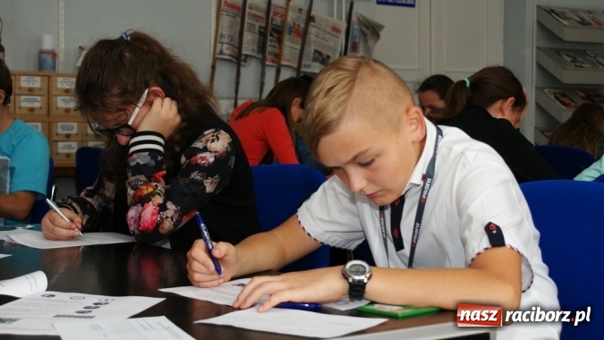Zdjęcie w galerii na portalu naszraciborz.pl: Konkurs Wiedzy o Ruchu Drogowym  wiadomości z regionu