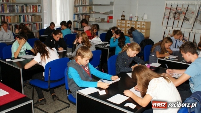 Zdjęcie w galerii na portalu naszraciborz.pl: Konkurs Wiedzy o Ruchu Drogowym  wiadomości z regionu