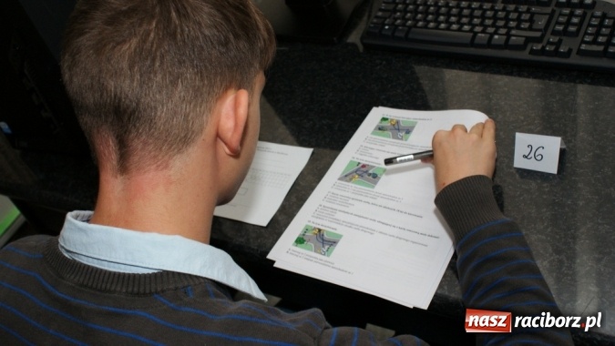 Zdjęcie w galerii na portalu naszraciborz.pl: Konkurs Wiedzy o Ruchu Drogowym  wiadomości z regionu