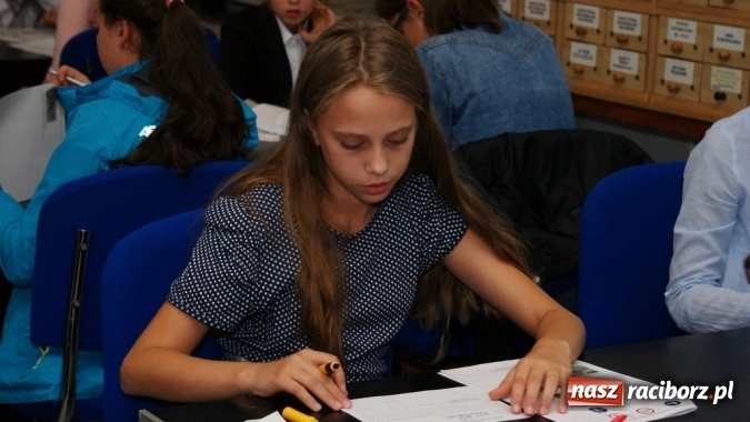 Zdjęcie w galerii na portalu naszraciborz.pl: Konkurs Wiedzy o Ruchu Drogowym  wiadomości z regionu