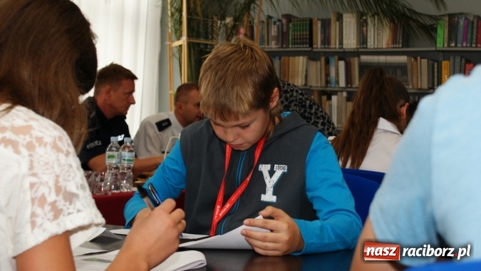 Zdjęcie w galerii na portalu naszraciborz.pl: Konkurs Wiedzy o Ruchu Drogowym  wiadomości z regionu