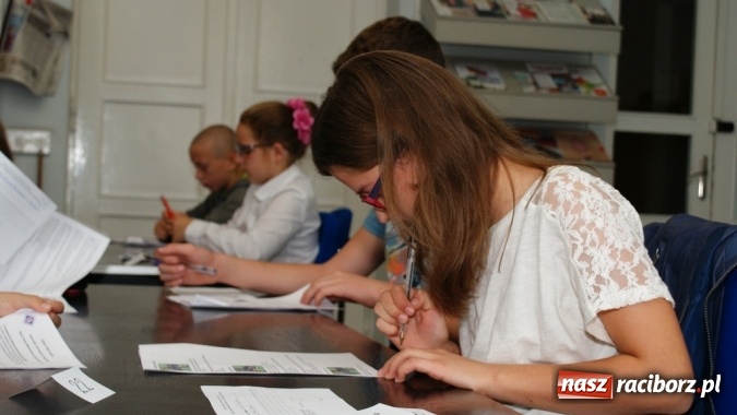 Zdjęcie w galerii na portalu naszraciborz.pl: Konkurs Wiedzy o Ruchu Drogowym  wiadomości z regionu