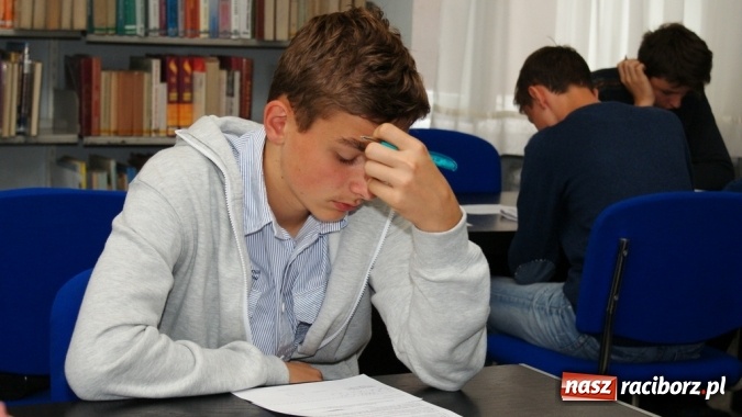 Zdjęcie w galerii na portalu naszraciborz.pl: Konkurs Wiedzy o Ruchu Drogowym  wiadomości z regionu