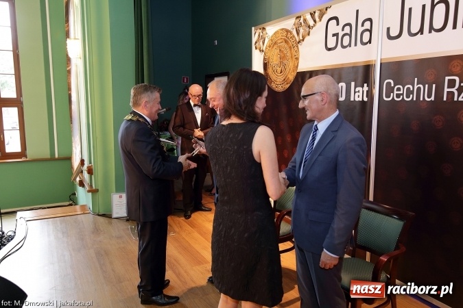 Zdjęcie w galerii na portalu naszraciborz.pl: 70 lat raciborskiego Cechu - ludzi, którzy z rodzinami stoją za swoją marką wiadomości z regionu
