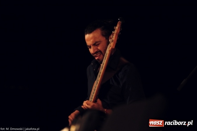 Zdjęcie w galerii na portalu naszraciborz.pl: Koncert pełen międzynarodowych gwiazd - Krzysztof Kobyliński Pearls wiadomości z regionu