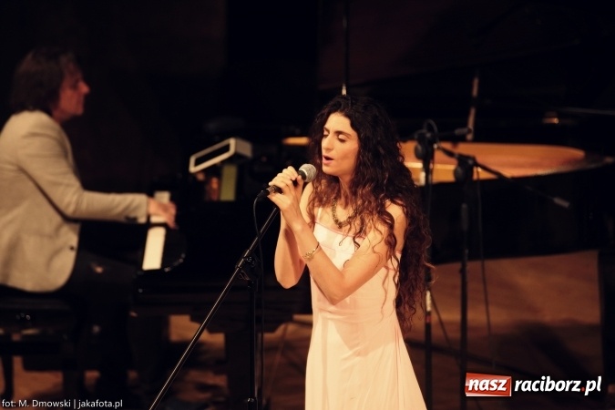 Zdjęcie w galerii na portalu naszraciborz.pl: Koncert pełen międzynarodowych gwiazd - Krzysztof Kobyliński Pearls wiadomości z regionu