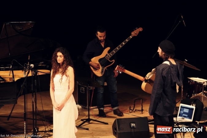 Zdjęcie w galerii na portalu naszraciborz.pl: Koncert pełen międzynarodowych gwiazd - Krzysztof Kobyliński Pearls wiadomości z regionu