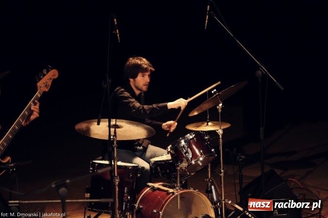 Zdjęcie w galerii na portalu naszraciborz.pl: Koncert pełen międzynarodowych gwiazd - Krzysztof Kobyliński Pearls wiadomości z regionu